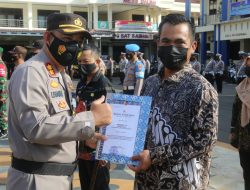 Bantu Tangkap Maling, 3 Warga Dapat Penghargaan