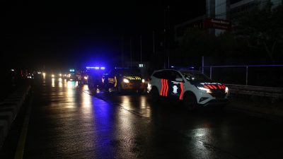 Patroli Skala Besar, Petugas Bagikan Sembako