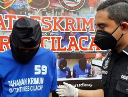 Cemburu, Pemilik Konter Pukuli Tetangga Hingga Luka Parah