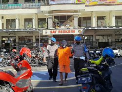 Pelaku Pakai 2 Senjata Tajam Untuk Bunuh Ibunya