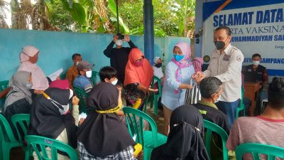 Pemuda Muhammadiyah Cilacap Vaksinasi Jamaah dan Warga