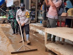 4 Keluarga Mengungsi Pasca Longsor
