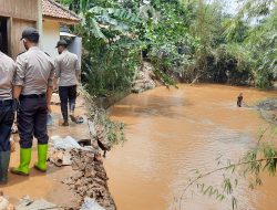 Pengerukan Sungai Mendesak Dilakukan