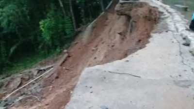 Baru 2 Bulan, Talud Ambruk Lagi