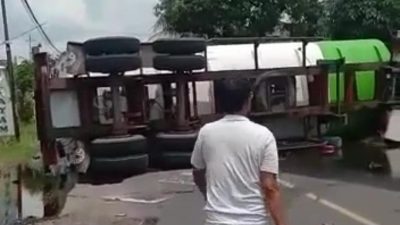 Truk Minyak Guling Tindih Korban