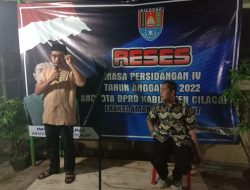 Warga Keluhkan Irigasi Kotor