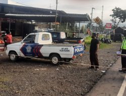 Tabrakan Maut Bikin Korban Terjatuh dari Mobil