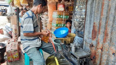 Aneh, Minyak Goreng Curah Menghilang