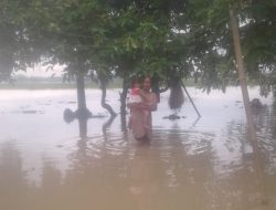 Banjir Longsor Kepung Cilacap. 1 Orang Luka Ringan