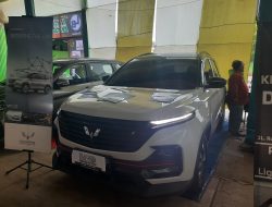 Review Wuling Almaz. Mobil Pintar Digital