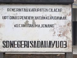 Warga Menolak Regrouping SD 03 Sadahayu