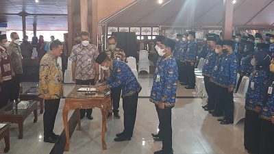 Bupati “Obok-Obok” Jabatan Kepala Dinas