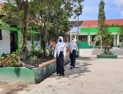 Kelas Bilingual Mulai Berjalan. Guru Fisika Mengajar Pakai Bahasa Inggris