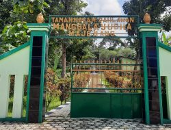 Makam Sipil di TMP Berstatus Anggota OPR