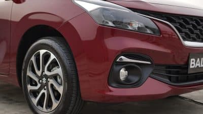 Coating Lindungi Mobil Saat Musim Hujan