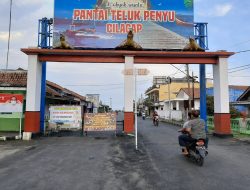 Pantai Teluk Penyu Bisa Dikelola Pemkab