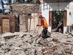 Ribuan Rumah Ambruk Belum Tertangani