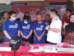 Nekad. Curi Merpati di Asrama Polisi