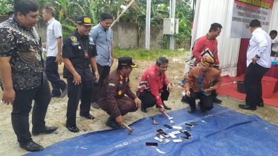 Kejari Cilacap Musnahkan Barang Bukti