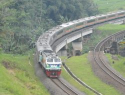 KA Bogowonto Mogok Akibat Gangguan Lokomotif