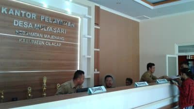 Asyiiik. Kades di Cilacap Dapat THR