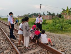 Waspadai Perlintasan dan Rel Kereta. Selama Arus Mudik