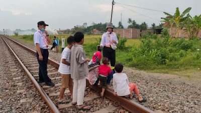 Waspadai Perlintasan dan Rel Kereta. Selama Arus Mudik