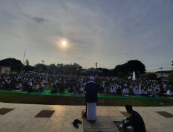 Warga Muhammadiyah Sholat Id di Alun-alun