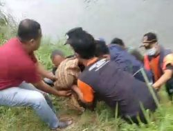 Anak Kecil Tenggelam. Saat Main di Tepi Sungai