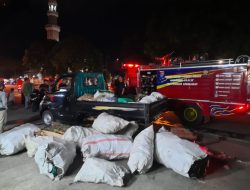 Mobil Terbakar Akibat Puntung Rokok