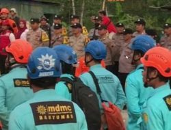 Pekerja Tambang Emas di Banyumas Masih Terjebak