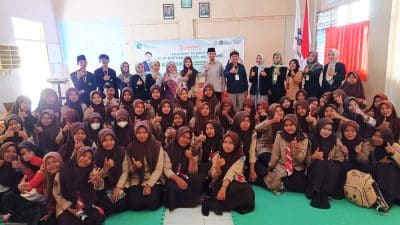 KKN, Mahasiswa STAI Sufyan Tsauri Ajak Siswa Melek Ekonomi Syariah