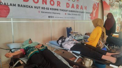 Donor Darah Demi Kejar Stok di PMI