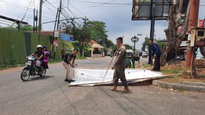 Bawaslu Turunkan Baliho Caleg. Belum Waktunya Kampanye
