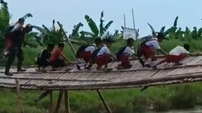 Siswa SD di Cilacap Berubah Jadi Ninja Warrior