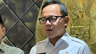 Wamendagri Tegaskan Pelantikan Kepala Daerah Terpilih Tidak Dapat Dilaksanakan pada Januari 2025