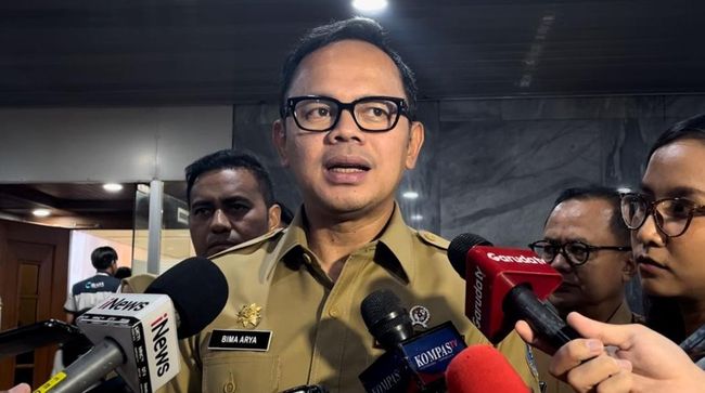 Wamendagri Tegaskan Pelantikan Kepala Daerah Terpilih Tidak Dapat Dilaksanakan pada Januari 2025