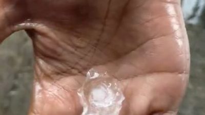 Fenomena Hujan Es Bikin Geger Warga Ciamis