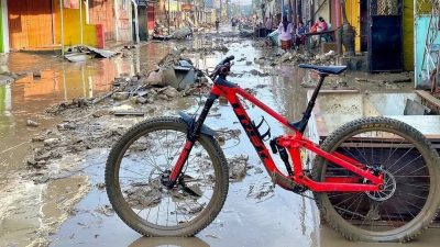 Pasca Banjir, Pemkot Bekasi Undang Ormas Bersihkan Lumpur