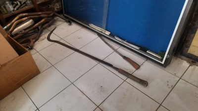 Fenomena Geng Motor dengan Celurit Panjang, Beli Lewat Online