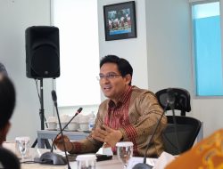 Mantan Artis Mengadu ke BP Taskin Terkait Kemiskinan di Indramayu