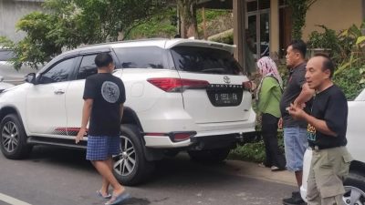 Camat Wanareja Tabrak Mobil di Kebumen, Bupati Cilacap Turun Tangan