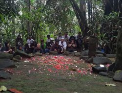 Makam Kuna di Gunung Padang Cilacap jadi Langganan Juara Dunia Tiap Mau Tanding