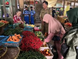 Curah Hujan Tinggi Picu Naik Harga Cabai dan Sayur