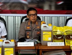 Polisi Bongkar Praktik Curang Pengemasan Minyak Goreng