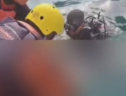Evakuasi Korban Tenggelam di Pantai Terjun Lampung Selatan