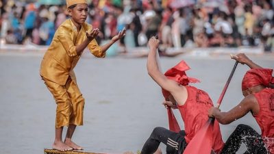 Wapres Gibran Hadiri Festival Pacu Jalur 2025 di Riau