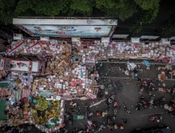 Kericuhan Aksi Demo Warga Pati di Pendopo Kabupaten Pati