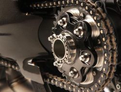 Tips Perawatan Rantai Agar Sepeda Motor Selalu Prima