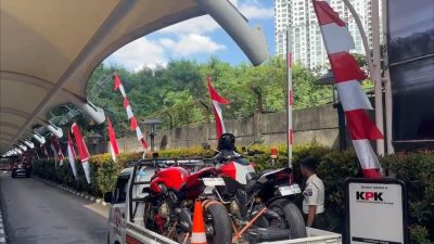 2 Moge Ducati Diangkut KPK Saat OTT Wamenaker